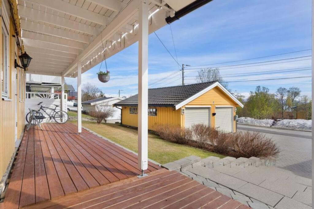 Apartment, 4Km Fra Tromsosentrum. Flyplass 1.71Km. Luaran gambar