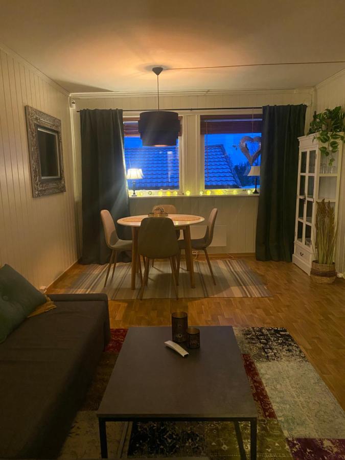 Apartment, 4Km Fra Tromsosentrum. Flyplass 1.71Km. Luaran gambar